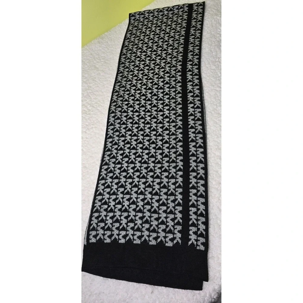Michael Kors Mens Womens Winter Unisex Scarf 10x64 Metallic Designer MK Logo